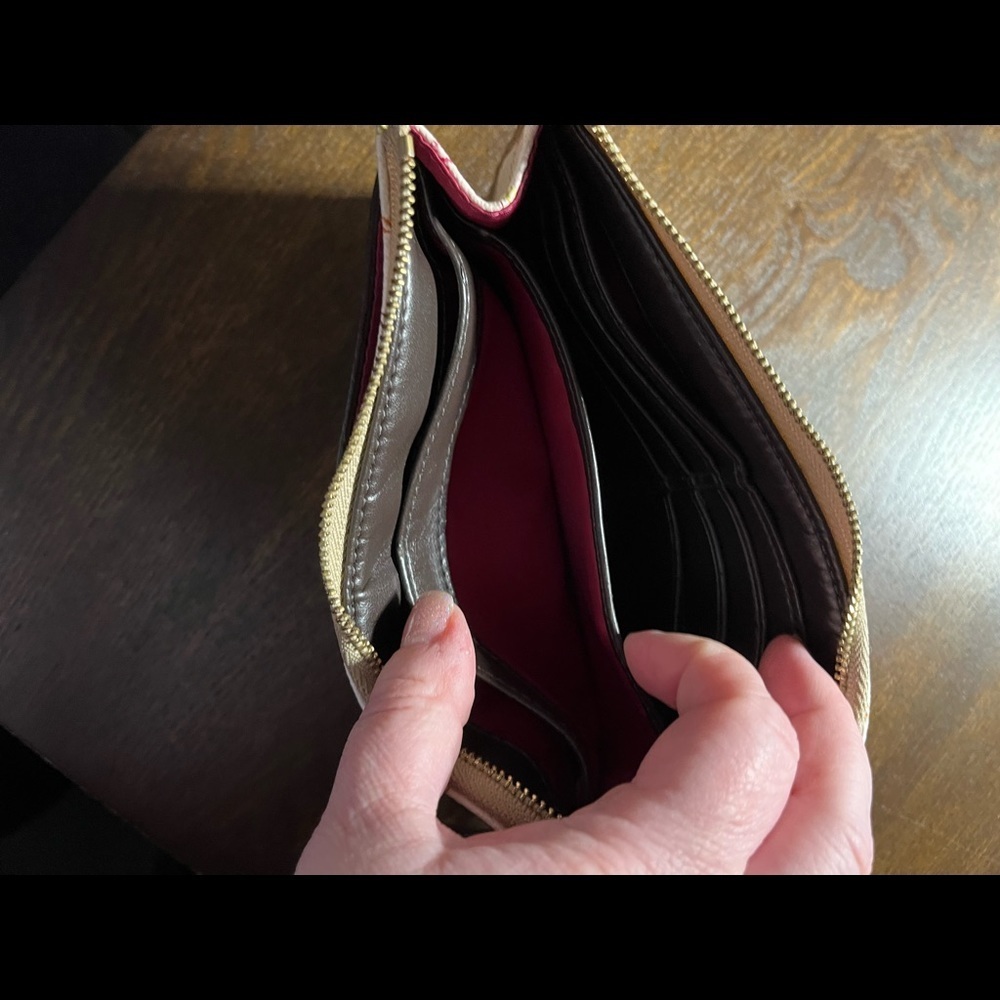Coach | Wristlet - Picture 4 of 4